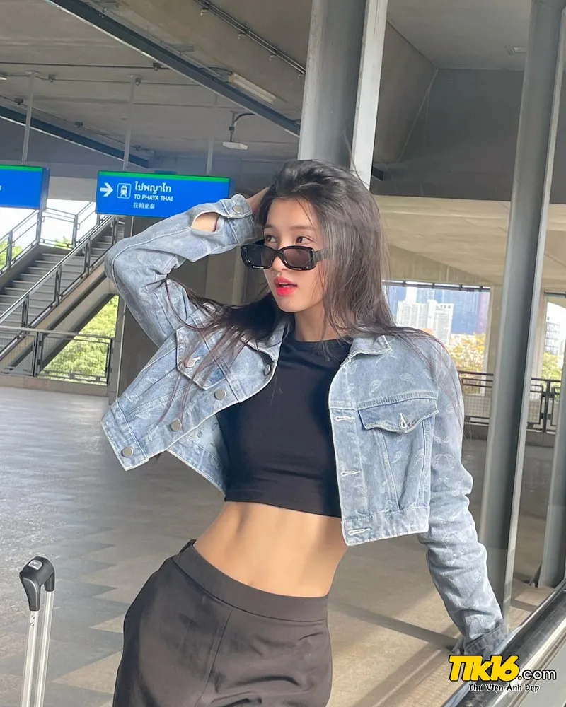 Á hậu Phương Nhi sexy 4